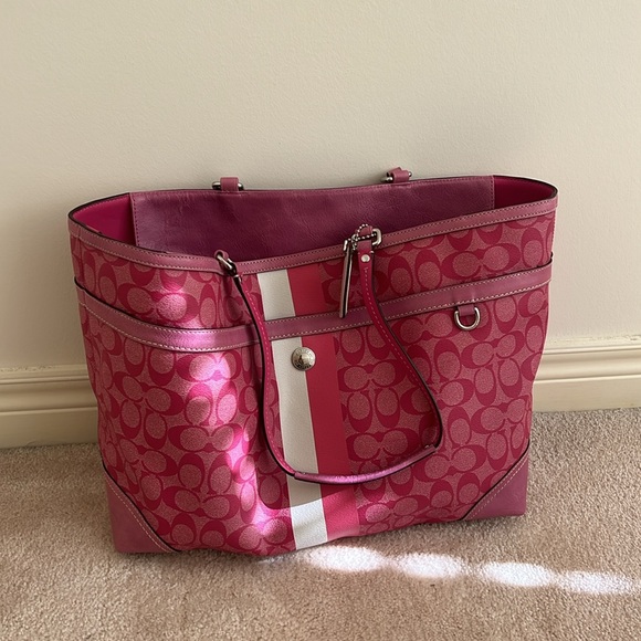 Brand new never used diaper bag tote - Picture 3 of 6